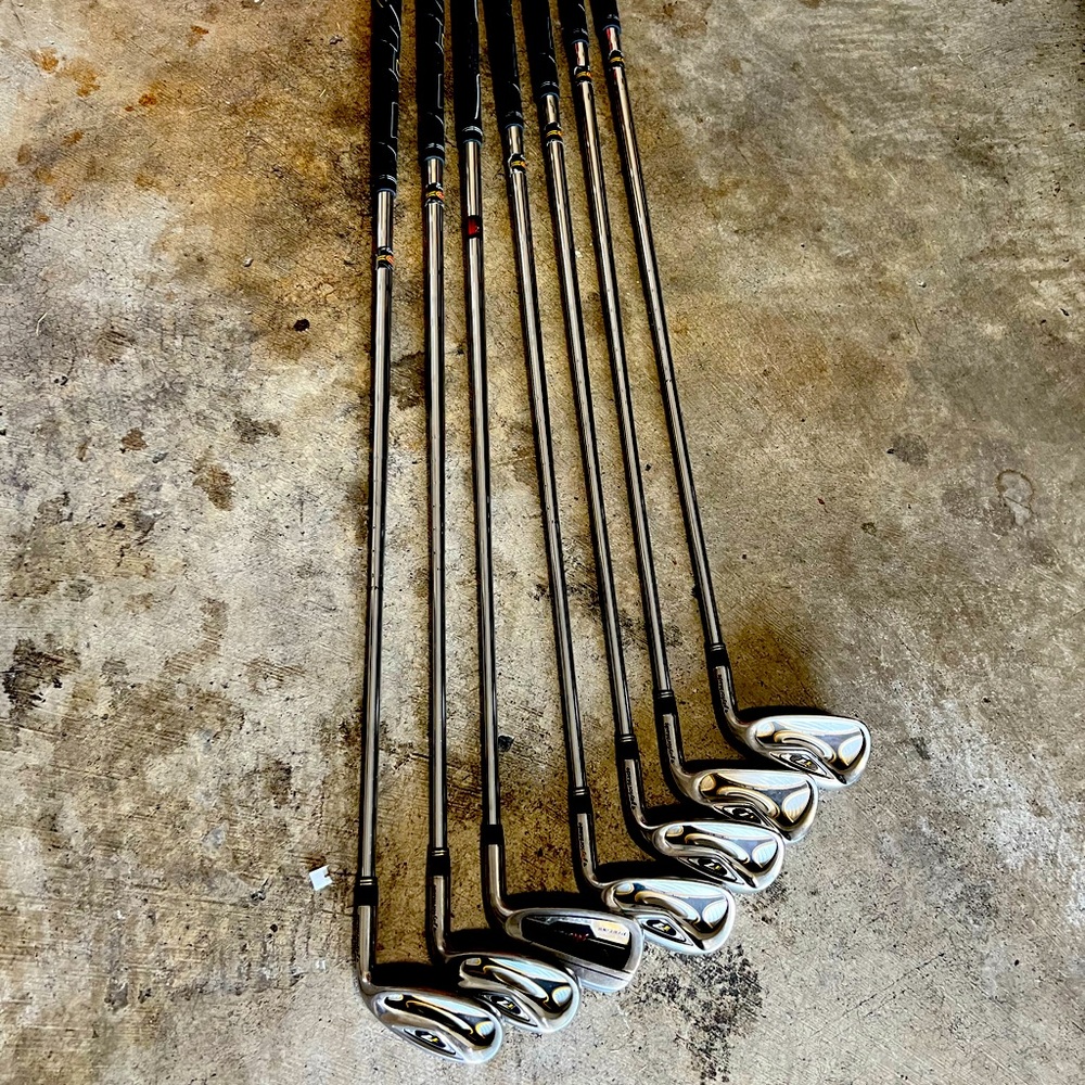 Taylormade R7 irons 7-LW